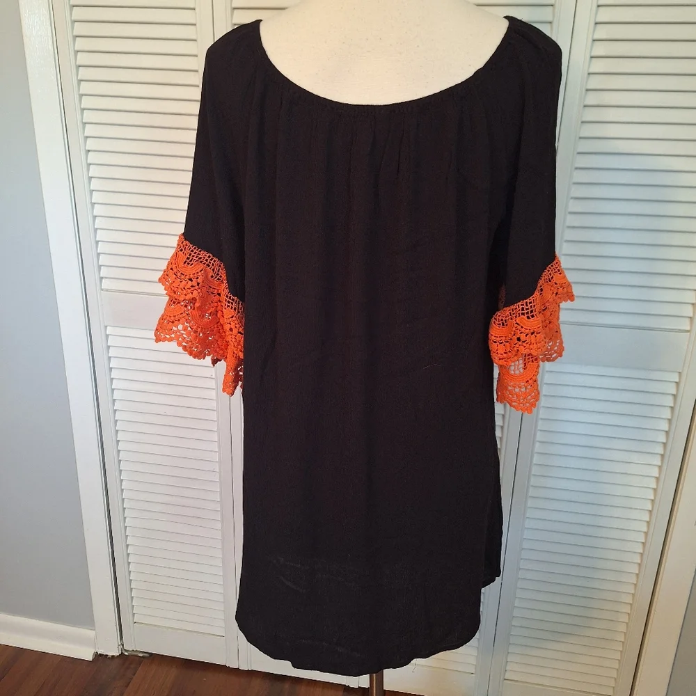 Umgee Halloween Black Gauzy Tunic Top with Orange Crochet Lace Sleeves Med *D3 - Picture 3 of 5